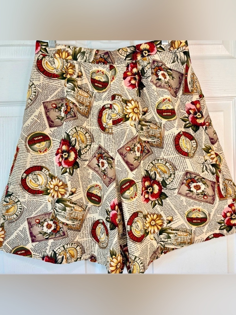 Vintage 90s LUCIA Hawaiian Travel Bermuda High Waist Shorts Size 14/16